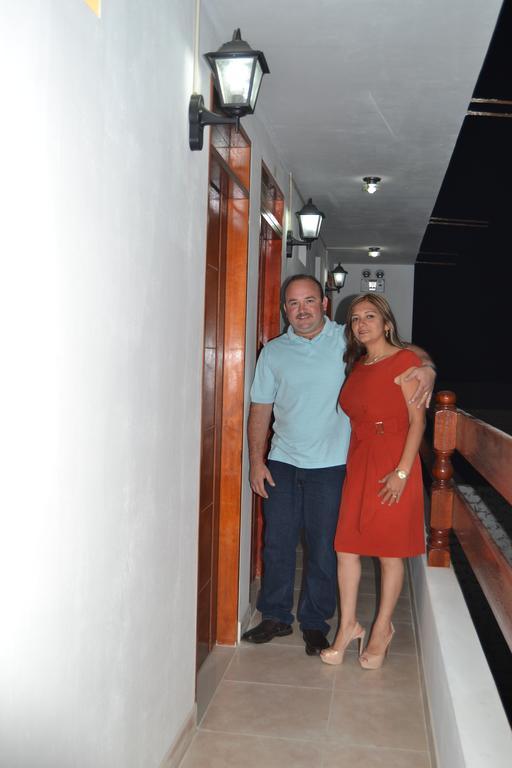 Hostal El Sueno De San Martin Paracas Exterior photo